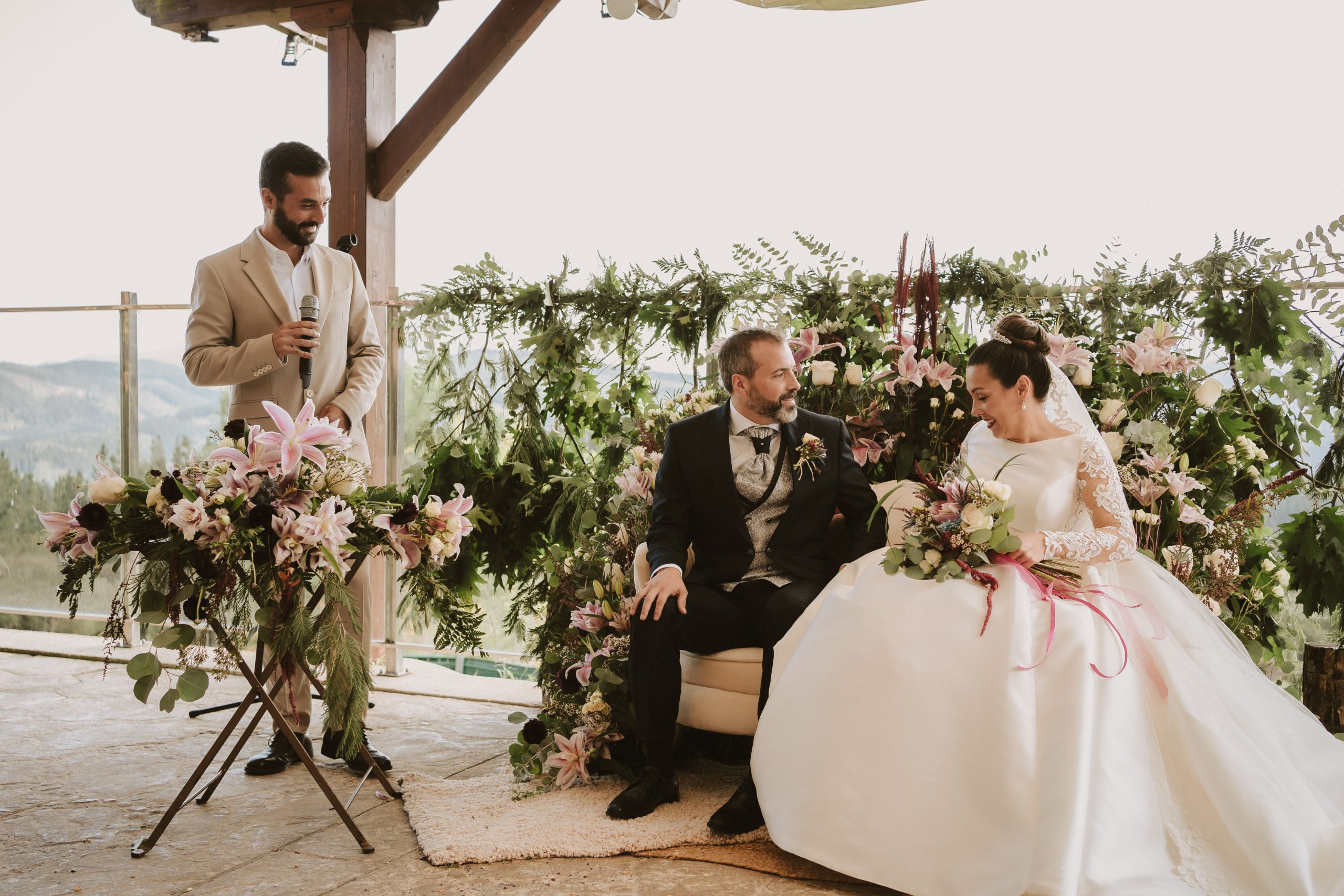 Cronograma de boda con DJ, música y pista de baile en Bizkaia